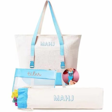 Mahjong tote bags in blue and pink